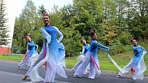 49. Liptálské slavnosti. Tanečníci z čínského souboru Regina Dance Group