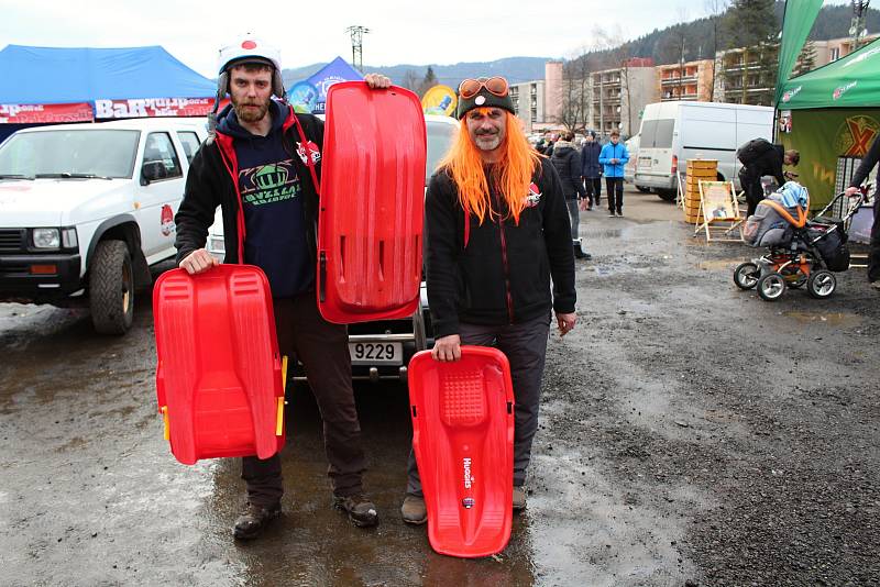 Pátý ročník BobCrossu - Mistrovství Československa v jízdě na dětských plastových bobech ve Ski areálu Karolinka.