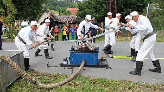 Sto dvacet let od založení sboru oslavili v sobotu hasiči v Janové.