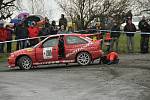 I přes oblačné, místy deštivé počasí se těšila zájmu fanoušků druhá rychlostní zkouška 41. ročníku Valašské Rally označená Lešná, která měřila téměř dvacet kilometrů.