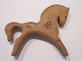 Hrozenkovská hračka - dřevěný koník 