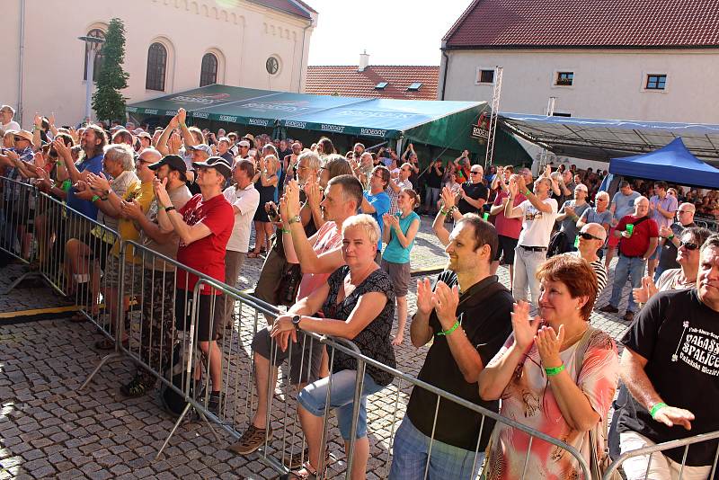 Skončil pětatřicátý ročník Valašského Špalíčku. Během čtyř dnů se na festivalu vystřídalo osmatřicet hudebních uskupení.