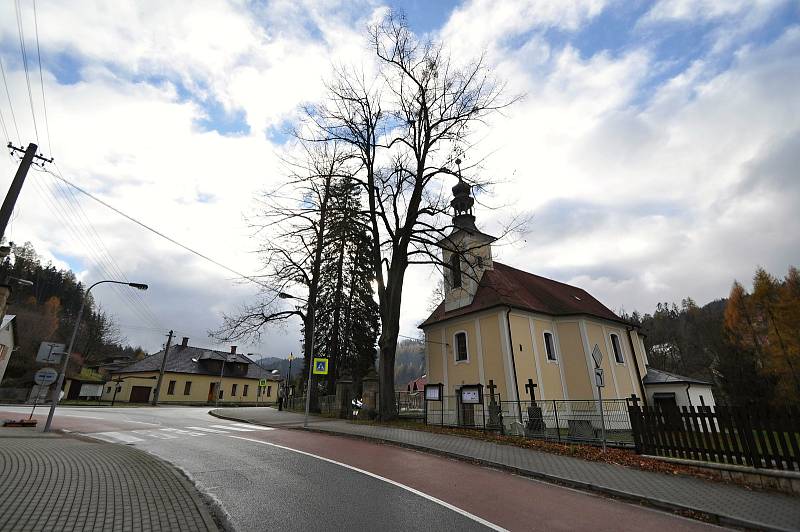 Valašská Bystřice - kostel Nanebevzetí Panny Marie