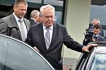 Prezident Miloš Zeman odchází z firmy Masný průmysl Krásno ve Valašském Meziříčí; úterý 23. září 2014