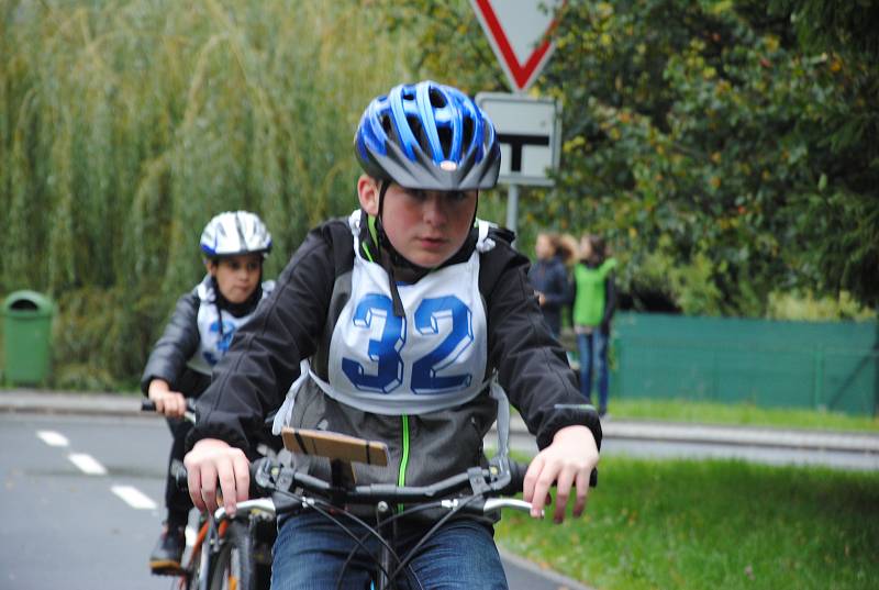 Sluchově postižení cyklisté zápolí ve dnech 5. a 6. října ve Valašském Meziříčí v mezinárodní dopravní soutěži.