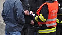 Hasiči zasahují u požáru kotelny rodinného domu ve vsetínské místní části Janišov. Vsetín, čtvrtek 19. února 2015