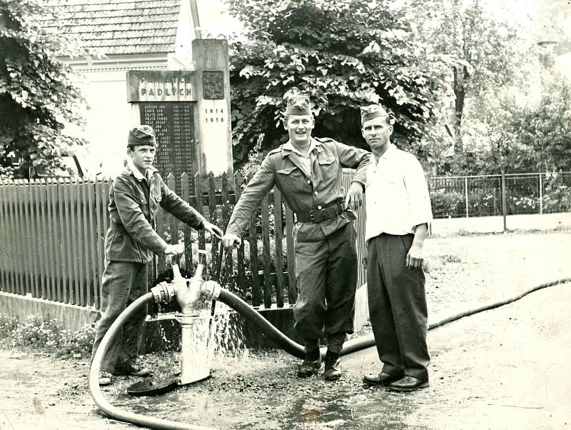 Hasiči v Janové slaví 120 let. Sbor byl založený v září 1897.