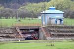 Zastupitelé města Vsetína schválili na zasedání v úterý 11. dubna 2017 koupi areálu, kde stojí bývalý fotbalový stadion na Ohradě.