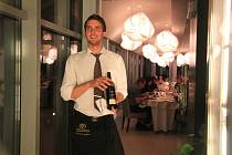 Sommelier Miroslav Sochor v hotelu Lanterna.