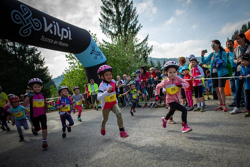 Valachy duatlon ve Velkých Karlovicích 5. května 2018. Dětský závod.