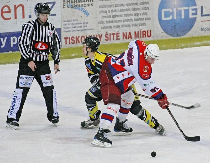 Z hokejového utkání HC Rebel - SK Kadaň.