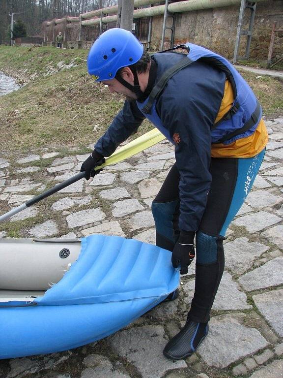 „Už nemůžu vystoupit.“ Slova jedné z příležitostných vodaček odstartovala ve Světlé nad Sázavou první cestu odvážlivců z Ústí nad Labem. „Chtěli jsme se konečně podívat na Stvořidla."