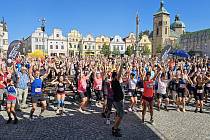 Havlíčkobrodský půlmaraton 2023 měl tentokráte zázemí na Havlíčkově náměstí.