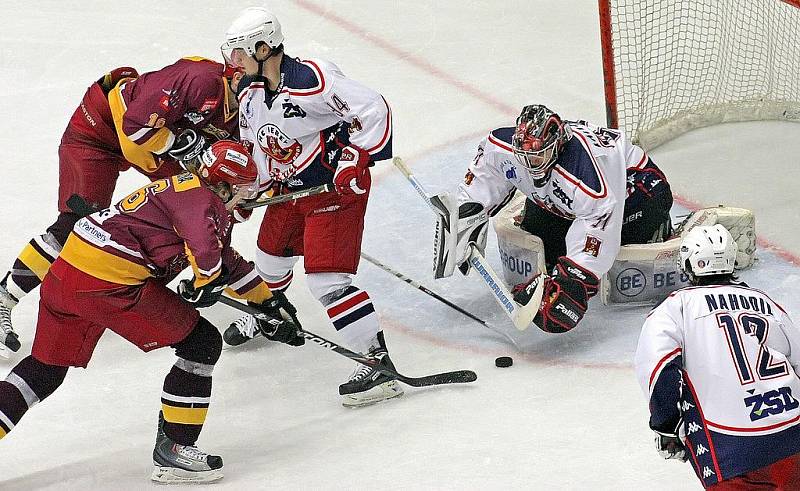 Z hokejového utkání HC Dukla Jihlava - HC Rebel Havlíčkův Brod.