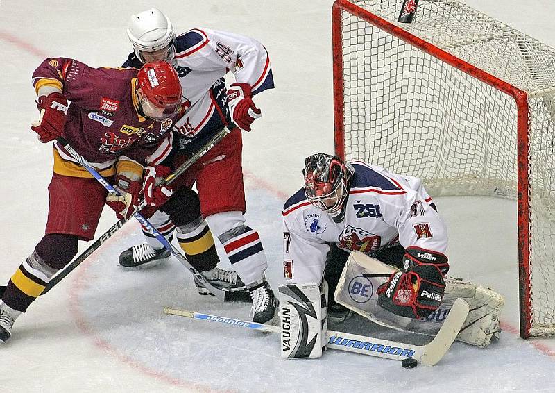 Z hokejového utkání HC Dukla Jihlava - HC Rebel Havlíčkův Brod.