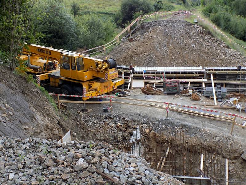 Starý most v Ledči nad Sázavou sloužil dlouhých 113 let, takže jeho rekonstrukce byla více než nutná.