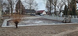 Starou mechanickou metodu čištění rybníků chtějí v Přibyslavi částečně nahradit bakteriemi. Ilustrační foto.
