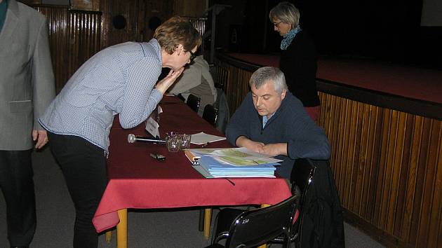 Jak bude vypadat stavba průtahu, informovala radnice na besedě v kině.