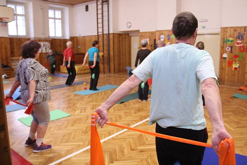 Zdravotní cvičení pro seniory s lektorkou Jaroslavou Kabelkovou