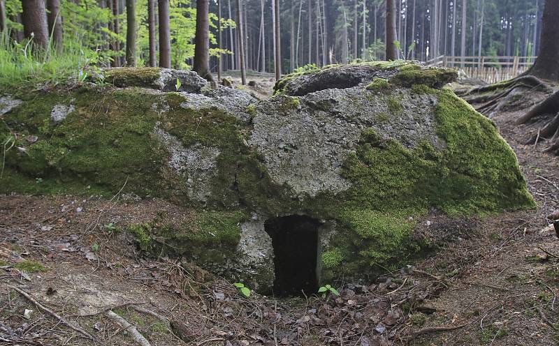 Prvorepublikové bunkry u Sobíňova na Havlíčkobrodsku.