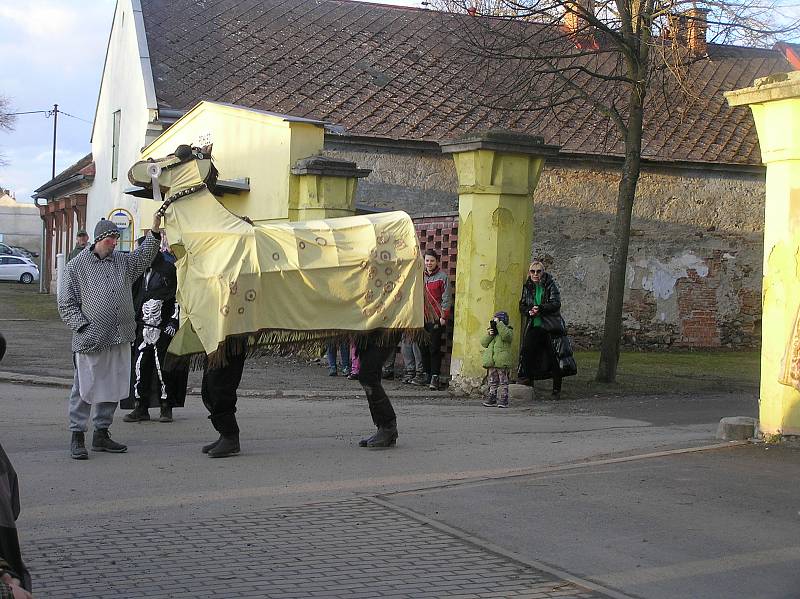 Masopustní průvod maškar obnovili v Pohledu před pěti lety.