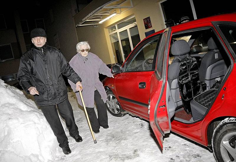 V úterý, přesně ve 21.05 hodin, opustila ženskou věznici ve Světlé nad Sázavou někdejší komunistická prokurátorka Ludmila Brožová–Polednová. 