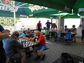Šachový klub TJ Jiskra Havlíčkův Brod se připojil k oslavě Mezinárodního dne šachu setkáním na Pelestrově.