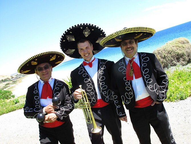 Mexická kapela Mariachi vystoupí v brodském gymnáziu. 