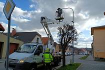 Úspory energií začaly v Přibyslavi výměnou světel na ulicích