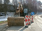 Začátek stavebních prací na mostě přes Sázavu u Přibyslavi.