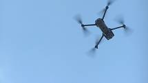 Pokusy s dronem na farmě Valečov