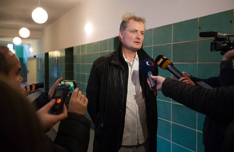 Ministr zdravotnictví Adam Vojtěch v pátek 21. února navštívil Psychiatrickou nemocnici Havlíčkův Brod. Na snímku odvolaný ředitel Jaromír Mašek.