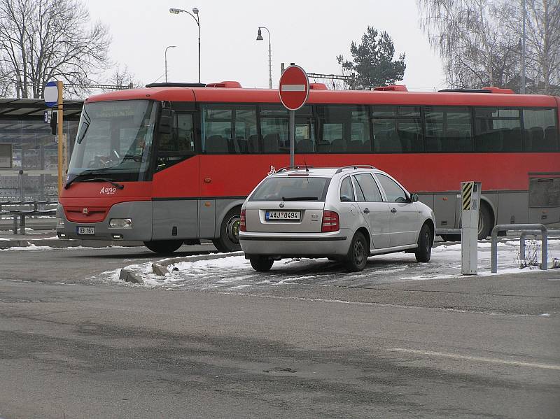 Autobusy společnosti Arriva. Ilustrační foto. 