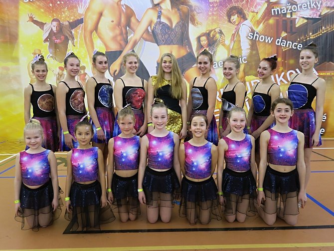 Děvčata z havlíčkobrodské  ZŠ Štáflova si na taneční soutěž do Letovic u Kunštátu. po vynikajícím výkonu vytančila krásné třetí místo. 