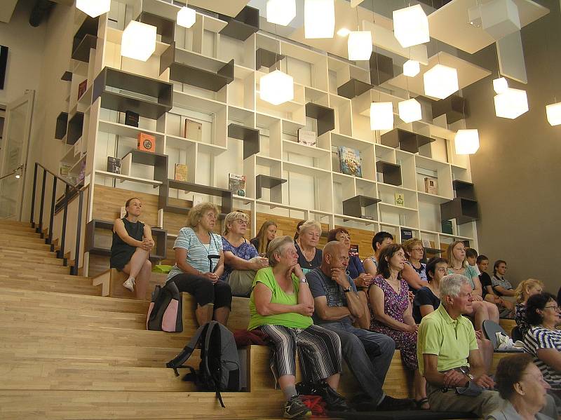 Oslavy 20. výročí krajské knihovny v Brodě