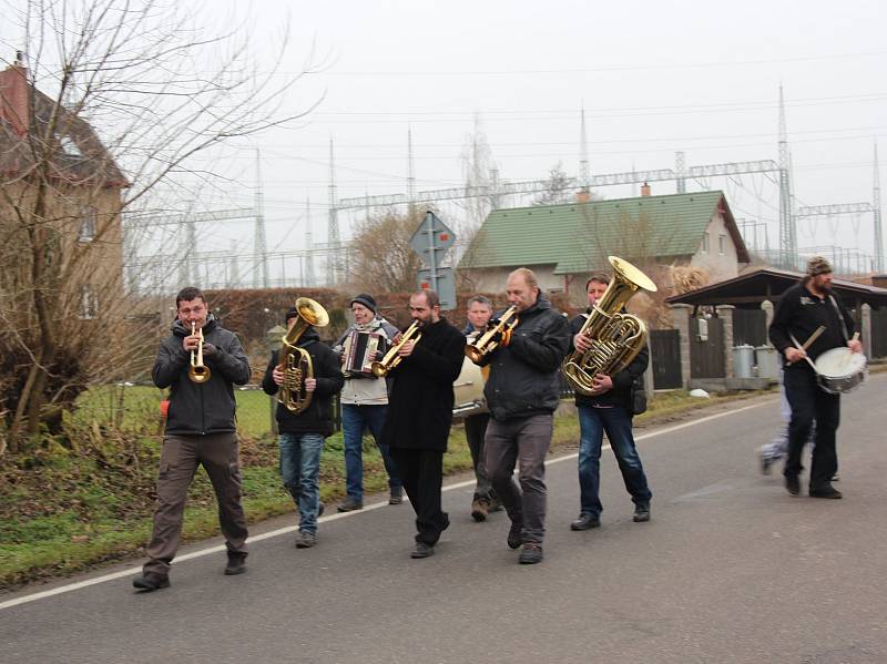 Hned v sobotu 27. ledna se maškary prohnaly Mírovkou u Havlíčkova Brodu.