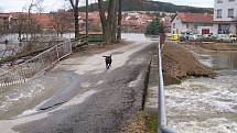 Záplavy na jaře 2006 na Vysočině.