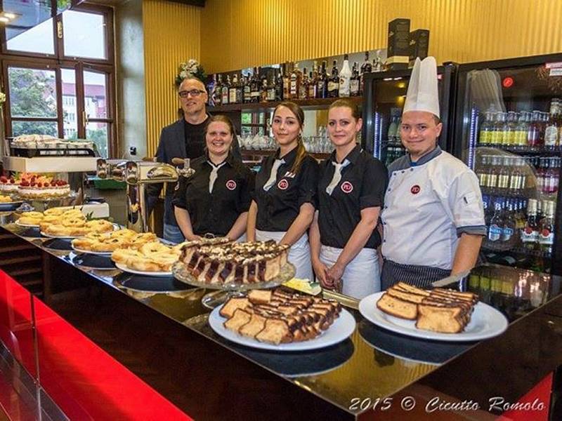 V úterý byla slavnostně otevřena nová kavárna Café Art v Panském domě v Chotěboři.