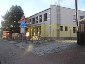 Areál mateřské školy Bezručova čekají změny.