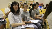 Předávání výučních listů v ženské věznici ve Světlé nad Sázavou