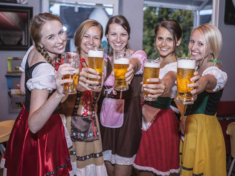 Krásné dívky a zlatavý mok – to je VVoktoberfest v Chotěboři. Zajímavostí je, že návštěvníci budou moci ochutnat i pivo přímo z německého Oktoberfestu.