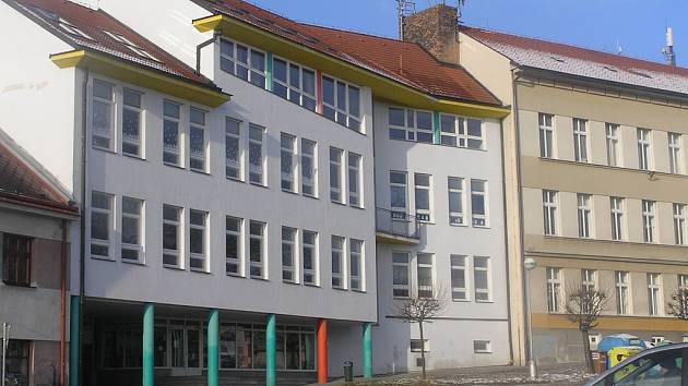 Základní škola v Přibyslavi.