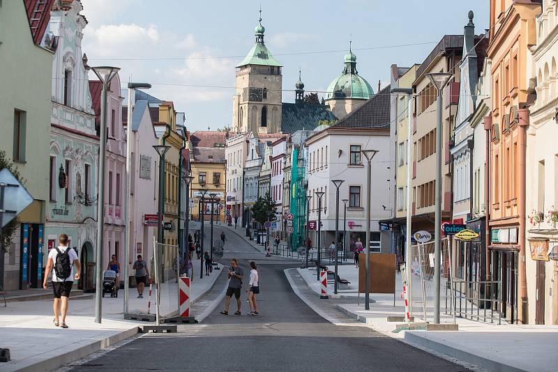 Zrekonstruovaná Dolní ulice v Havlíčkově Brodě.