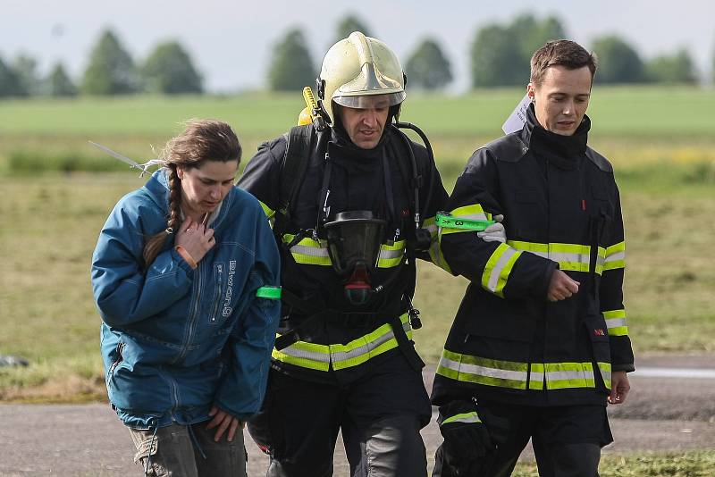 Na Havlíčkobrodském letišti se ve středu v dopoledních hodinách konalo cvičení postupů záchranných akcí po pádu dopravního letadla.