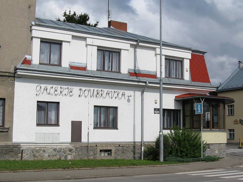 Galerie Doubravka ve Ždírci nad Doubravou.