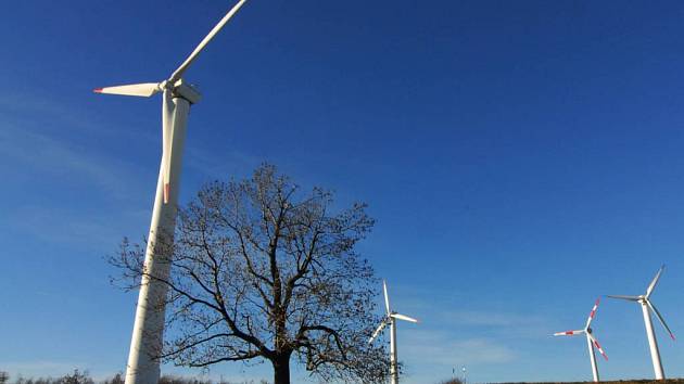 Okolo hranic Chráněné krajinné oblasti Žďárské vrchy by mohlo v příštích letech vyrůst na třicet pět větrných elektráren.