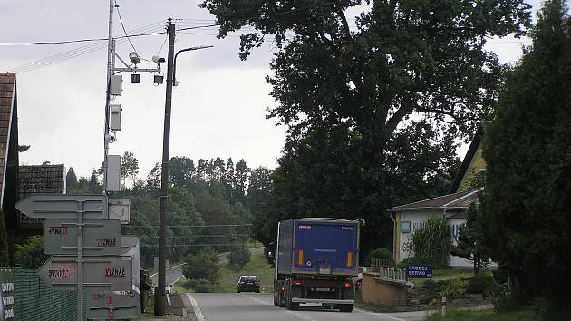 Pořízení radaru vidí stále víc měst a obcí jako jedinou ochranu před piráty silnic.