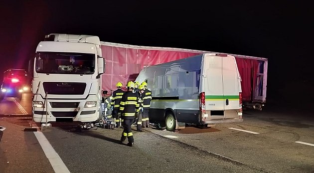 Na silnicích Vysočiny zemřelo loni o jednoho člověka více, přibylo i zraněných