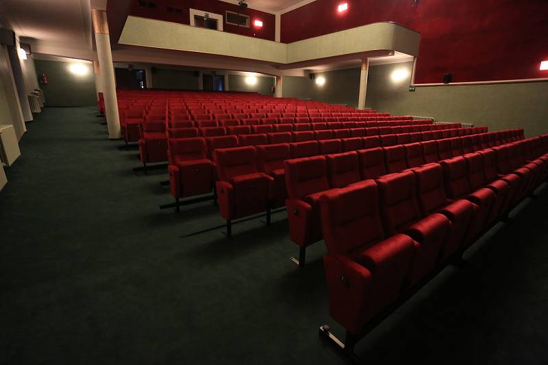 Zrekonstruovaný kinosál ve Světlé nad Sázavou.