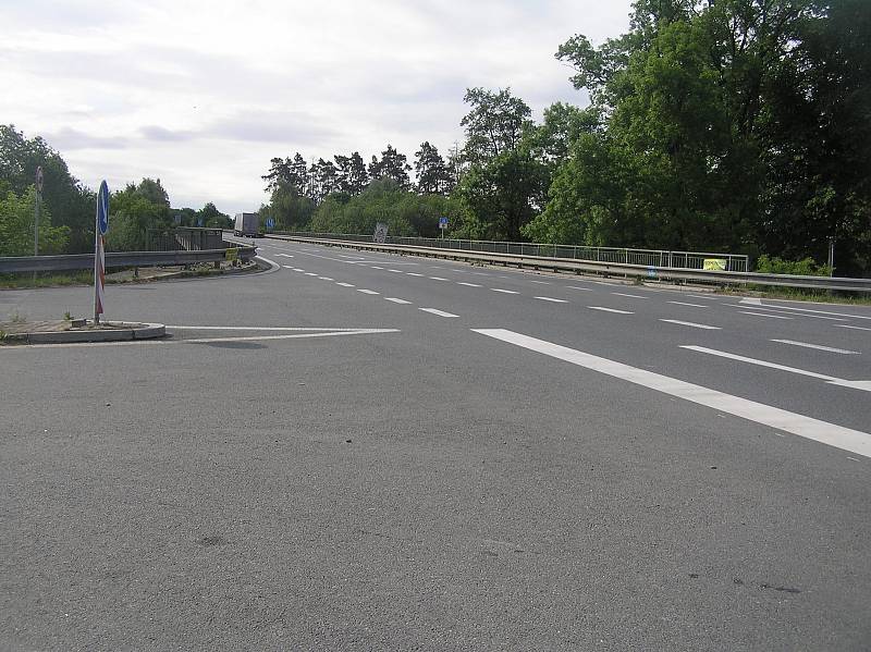 Kritická silnice I/38 u Jeníkova